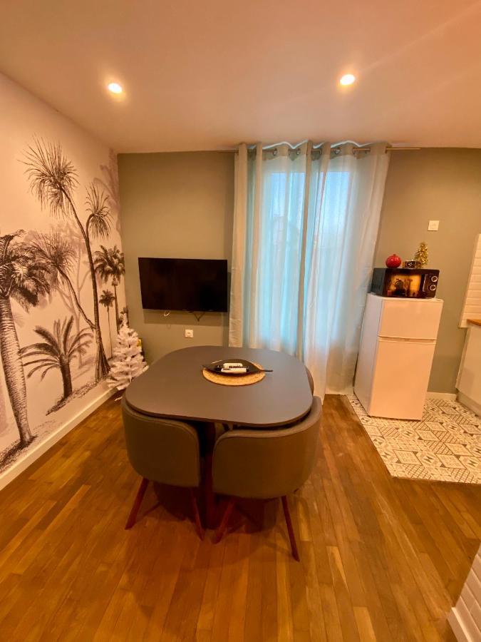Апартаменты T2 Cosy / Quartier Calme / Magasins D'Usine A Proximite Saint-Julien-les-Villas Экстерьер фото
