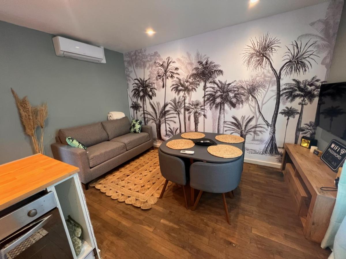Апартаменты T2 Cosy / Quartier Calme / Magasins D'Usine A Proximite Saint-Julien-les-Villas Экстерьер фото